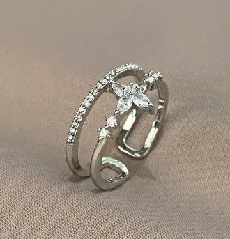 Exquisite Diamond Double Circles Star Ring